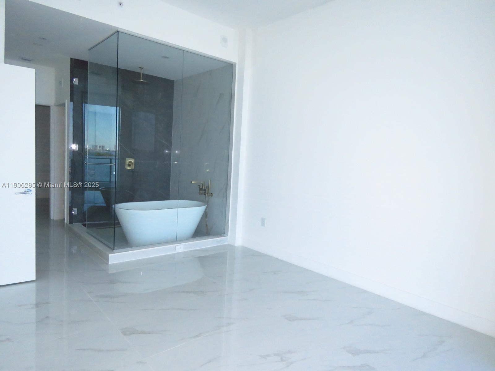 700 NE 24th #204-A Miami, FL 33137