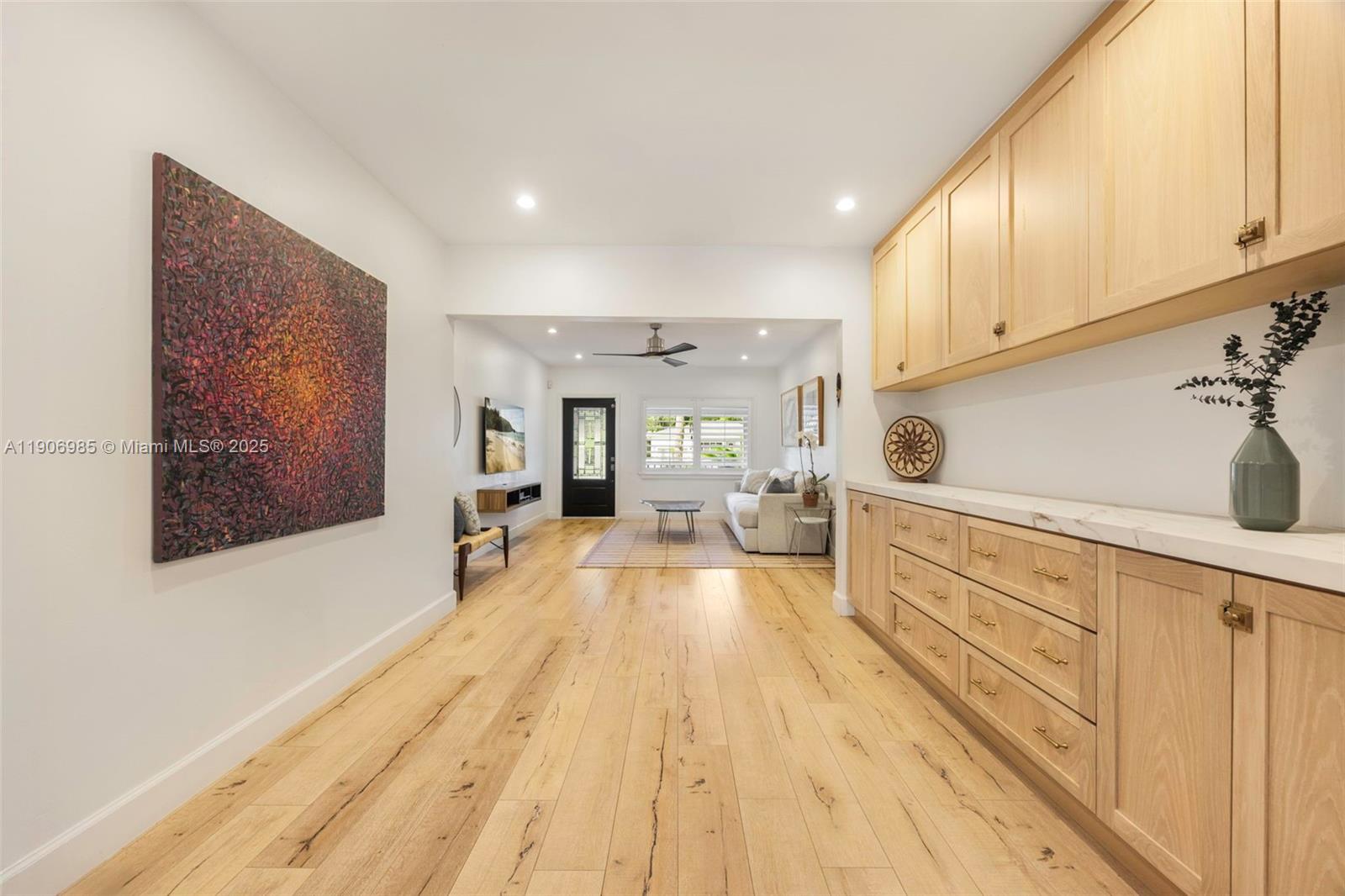 7220 SW 53rd Ct Miami, FL 33143