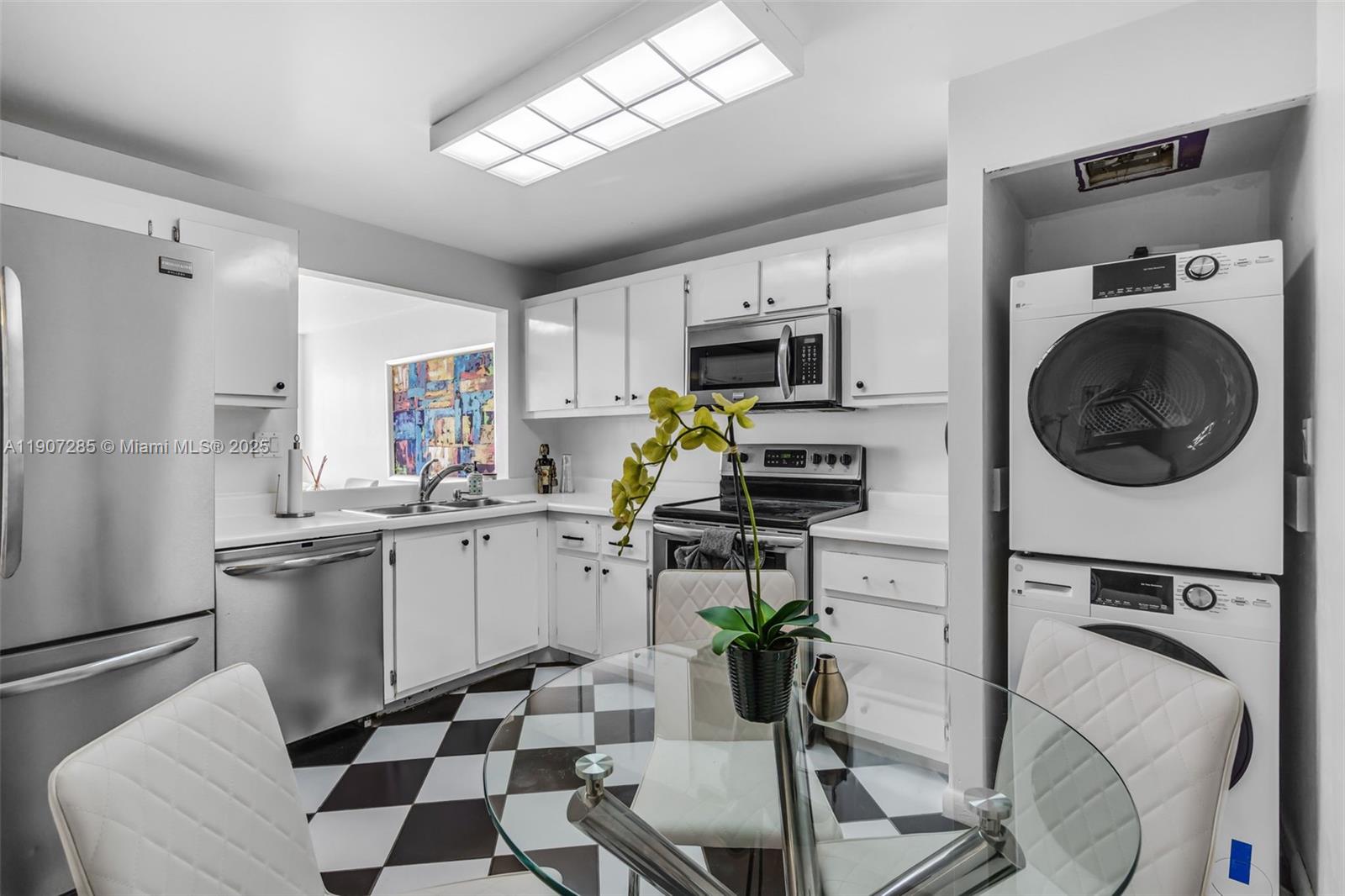 image Brickell Place Phase Ii C9