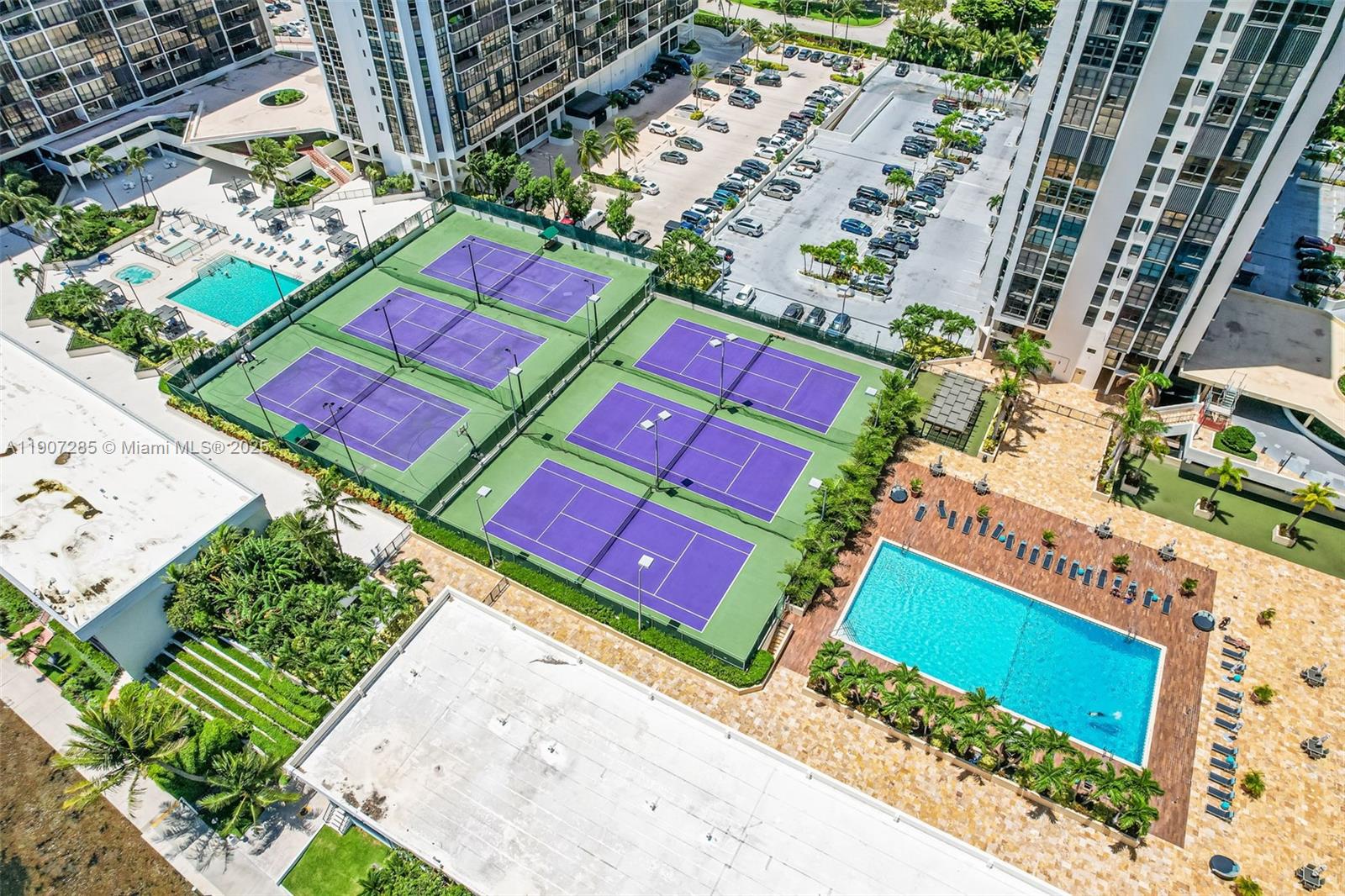 image Brickell Place Phase Ii C33