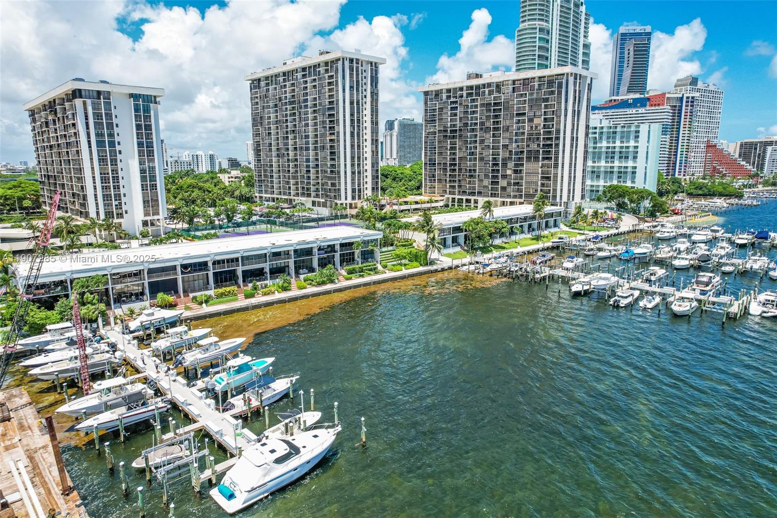 image Brickell Place Phase Ii C61
