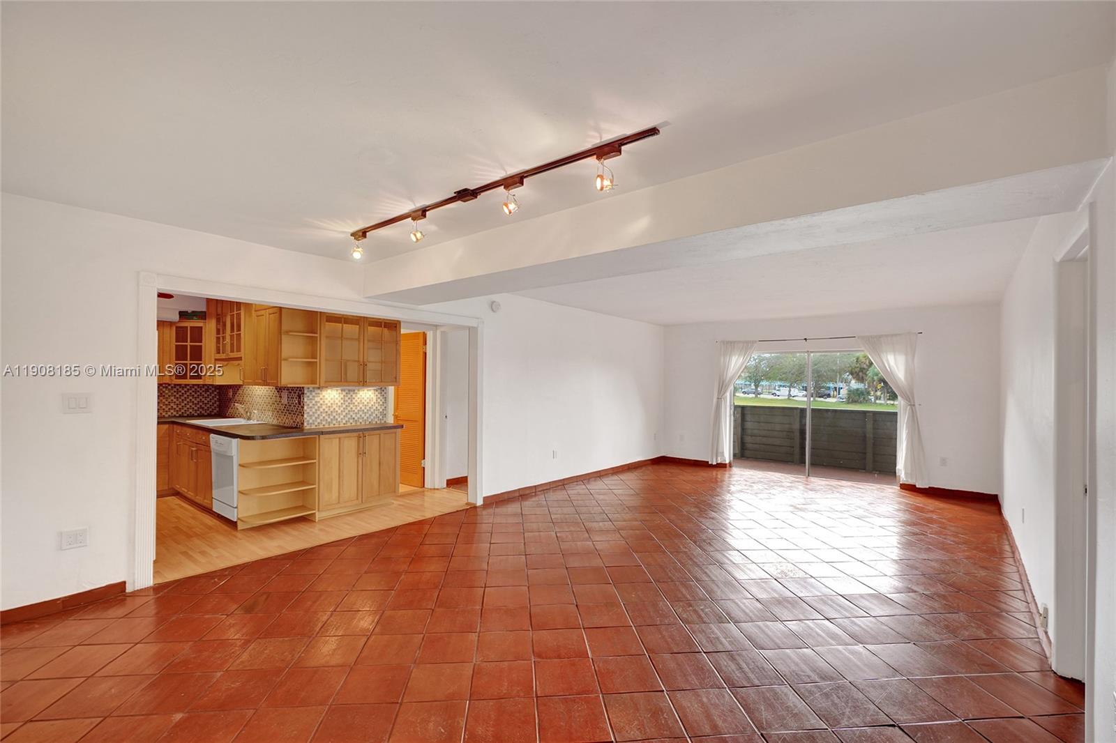 8335 SW 72nd Ave #205D