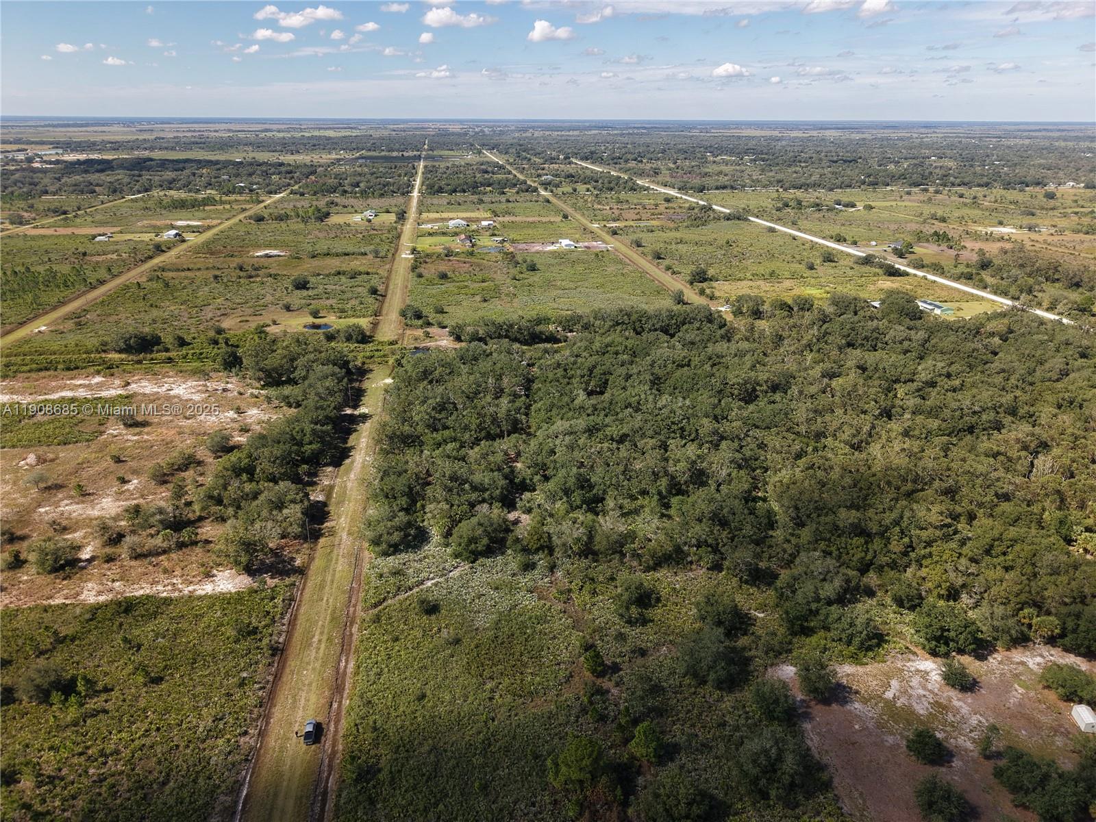 15527 NW 252nd Okeechobee, FL 34972