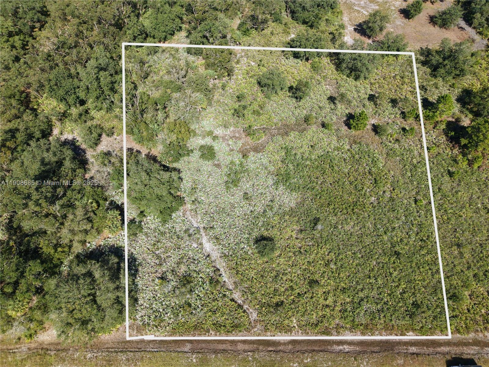 15527 NW 252nd Okeechobee, FL 34972