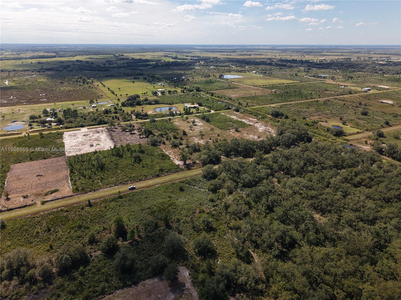 15527 NW 252nd Okeechobee, FL 34972