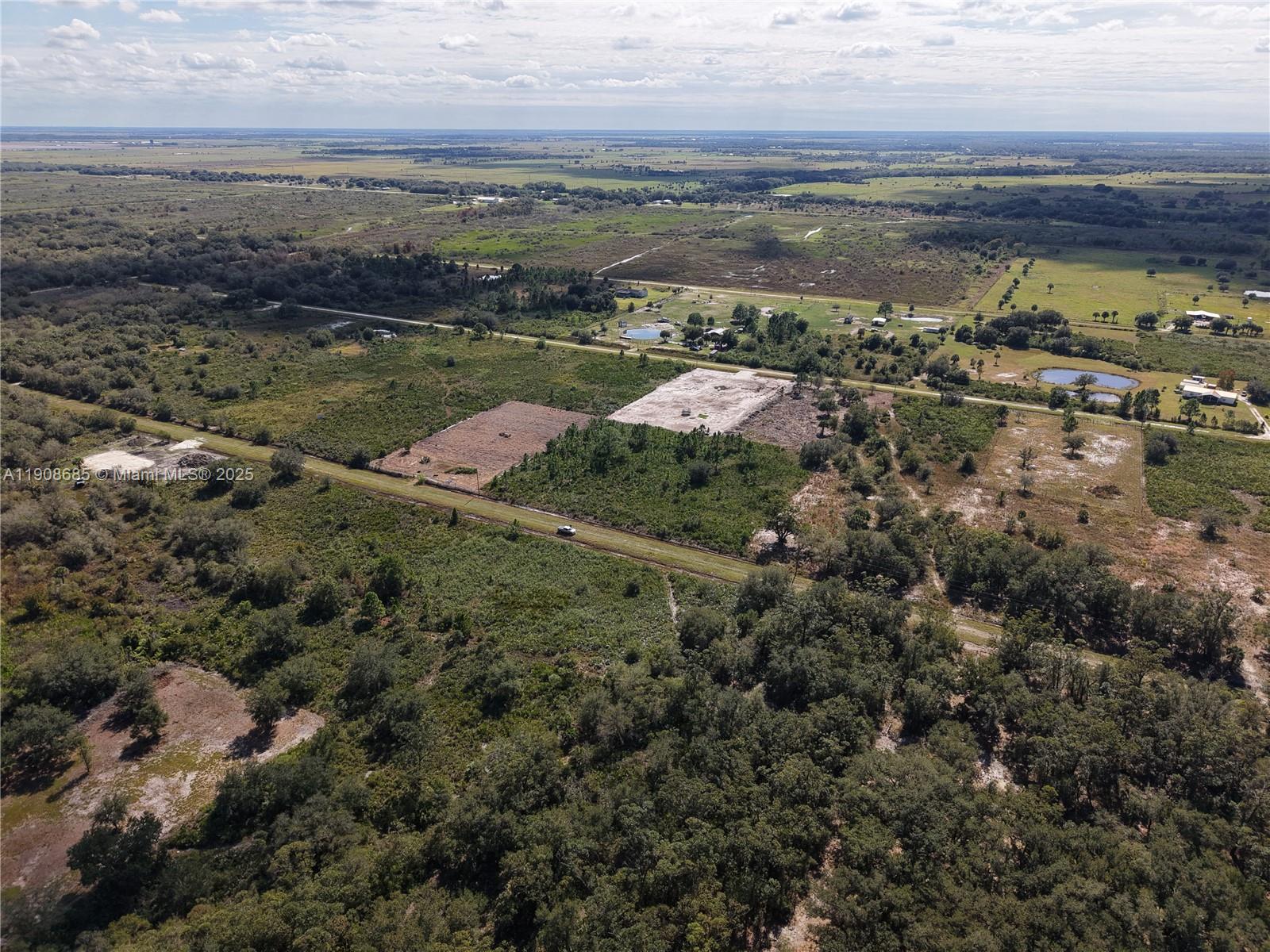 15527 NW 252nd Okeechobee, FL 34972