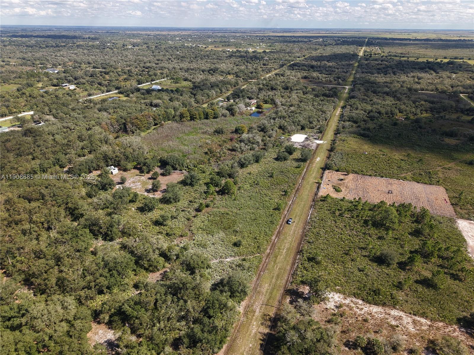 15527 NW 252nd Okeechobee, FL 34972