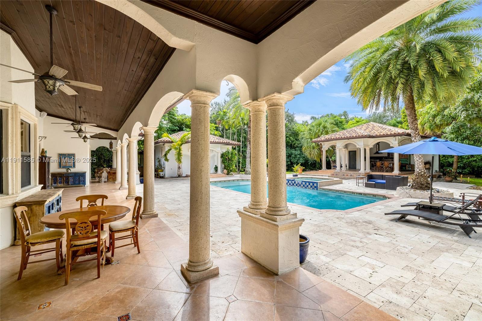 7030 SW 72nd Ct Miami, FL 33143