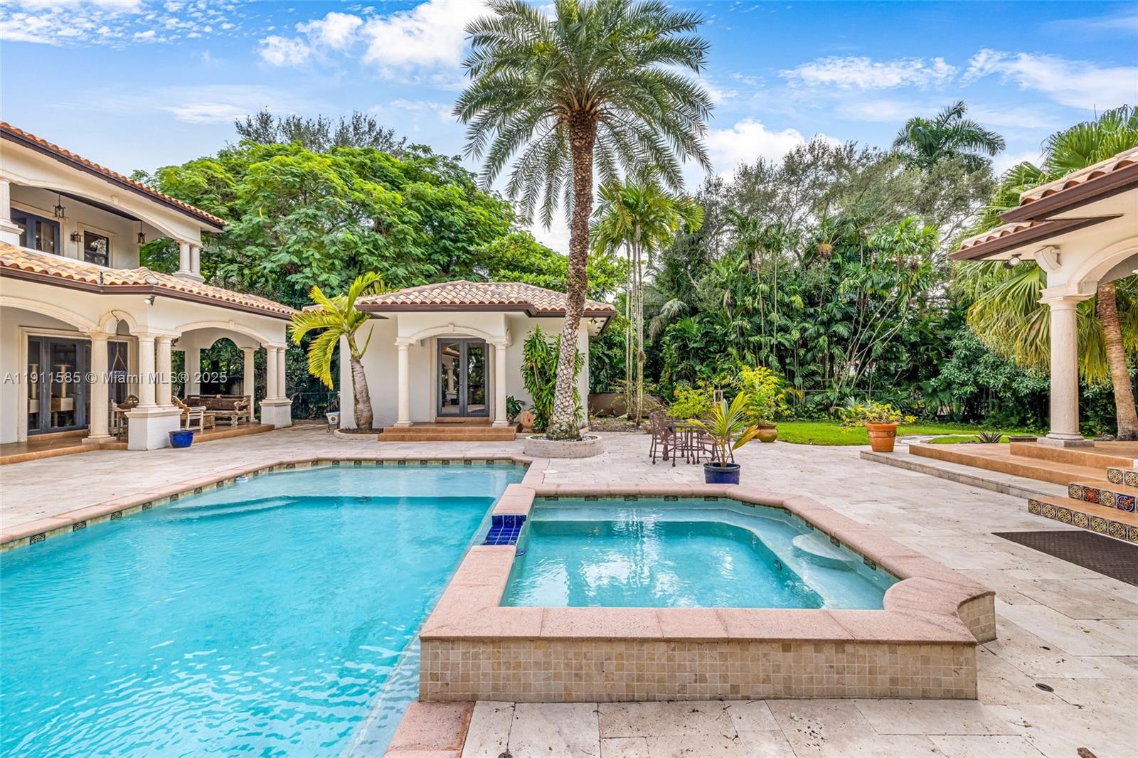 7030 SW 72nd Ct Miami, FL 33143