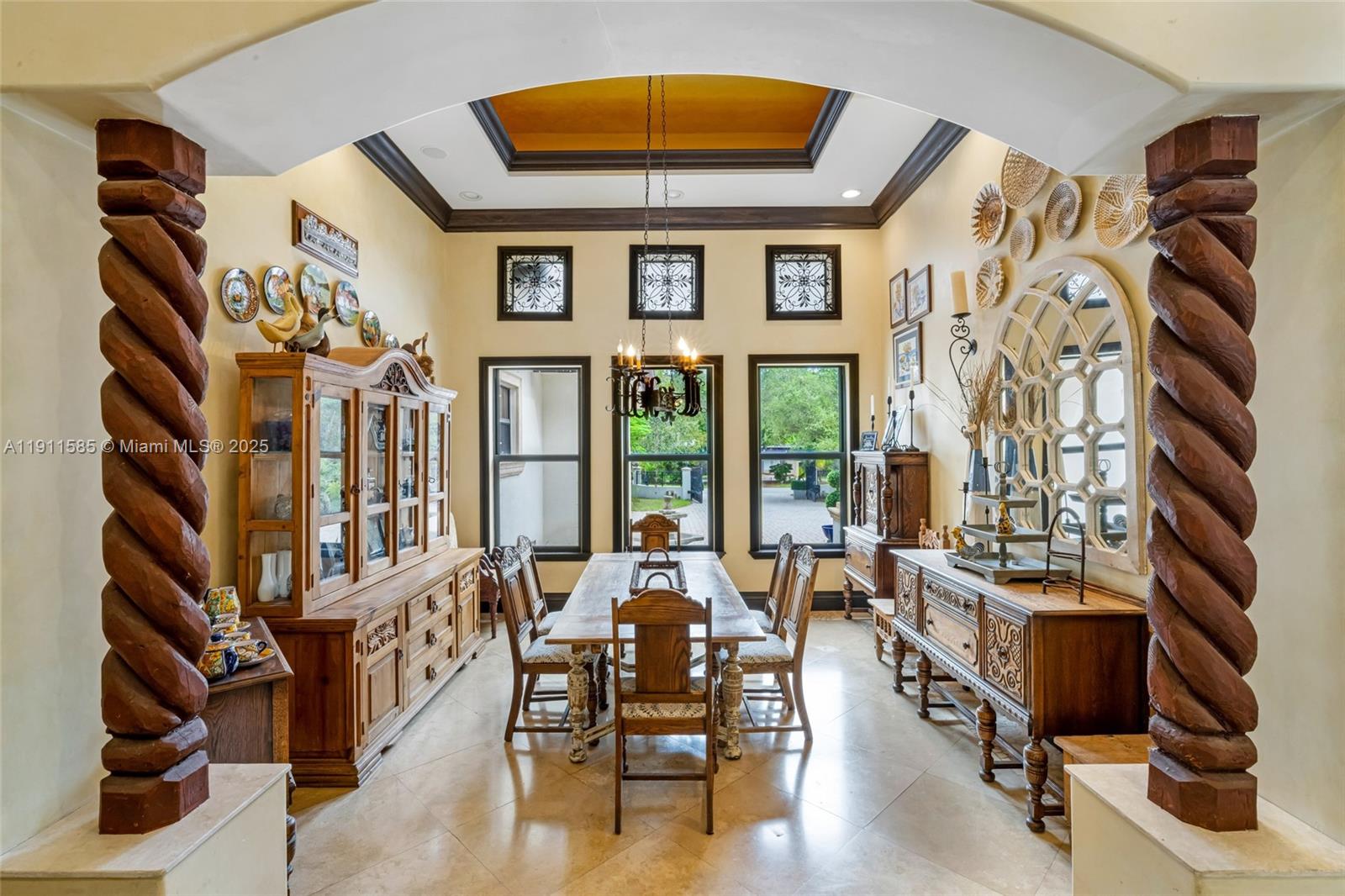 7030 SW 72nd Ct Miami, FL 33143