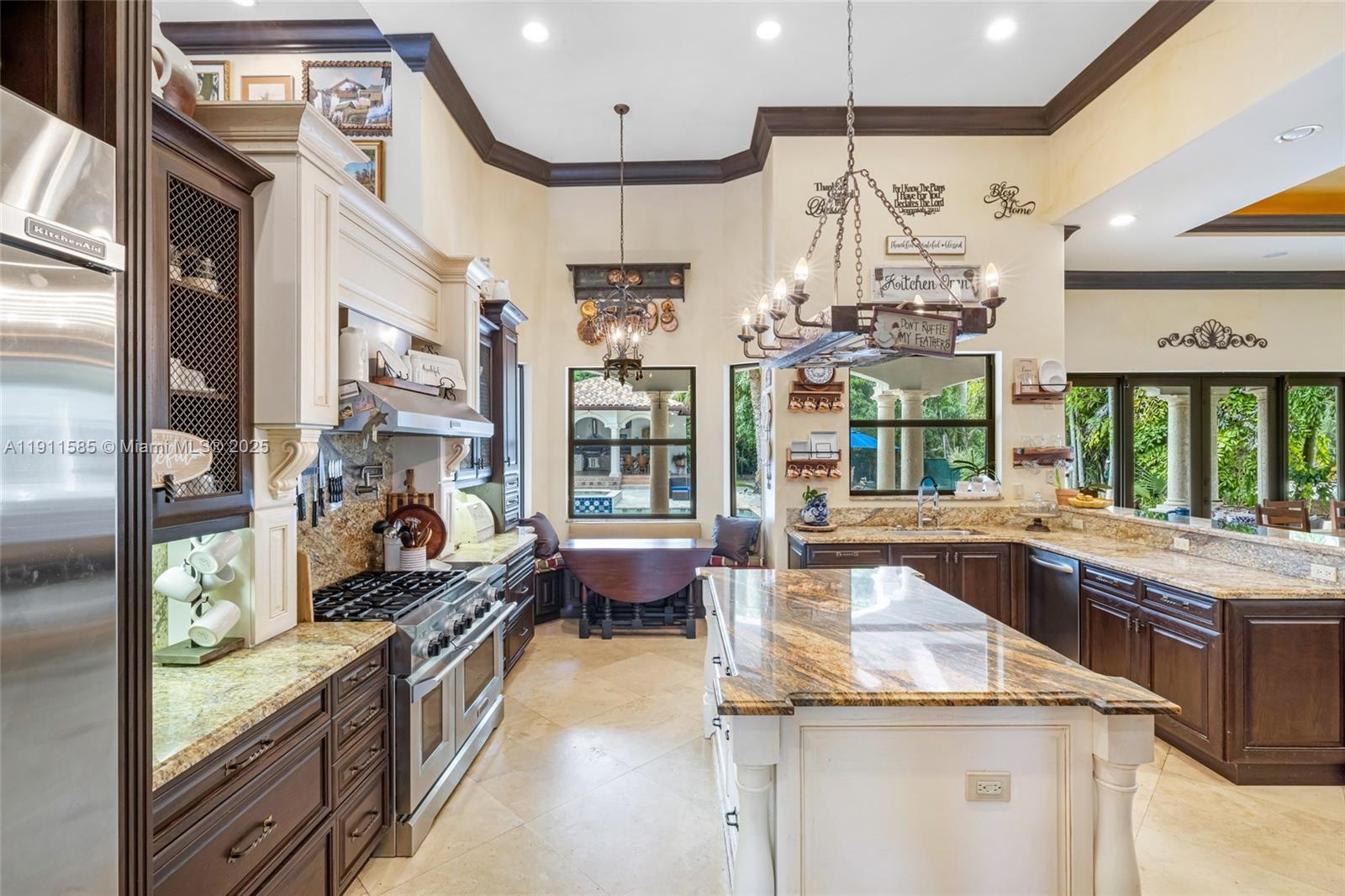 7030 SW 72nd Ct Miami, FL 33143