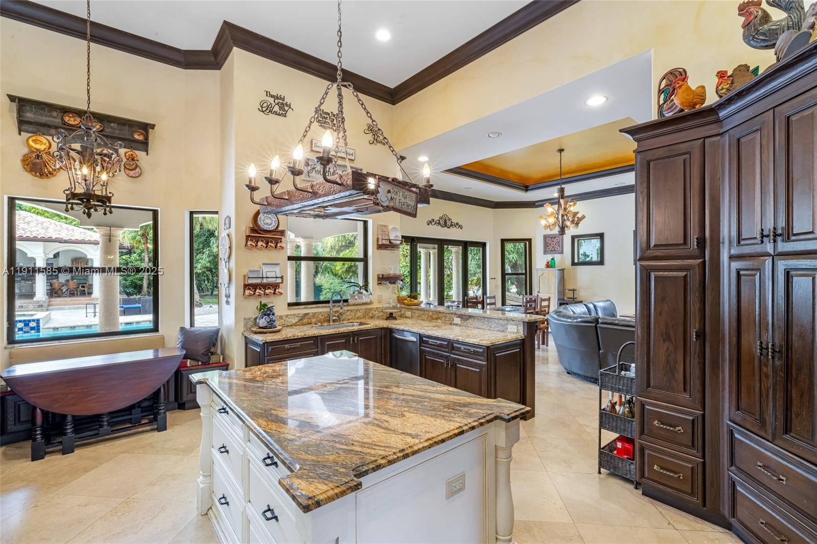 7030 SW 72nd Ct Miami, FL 33143