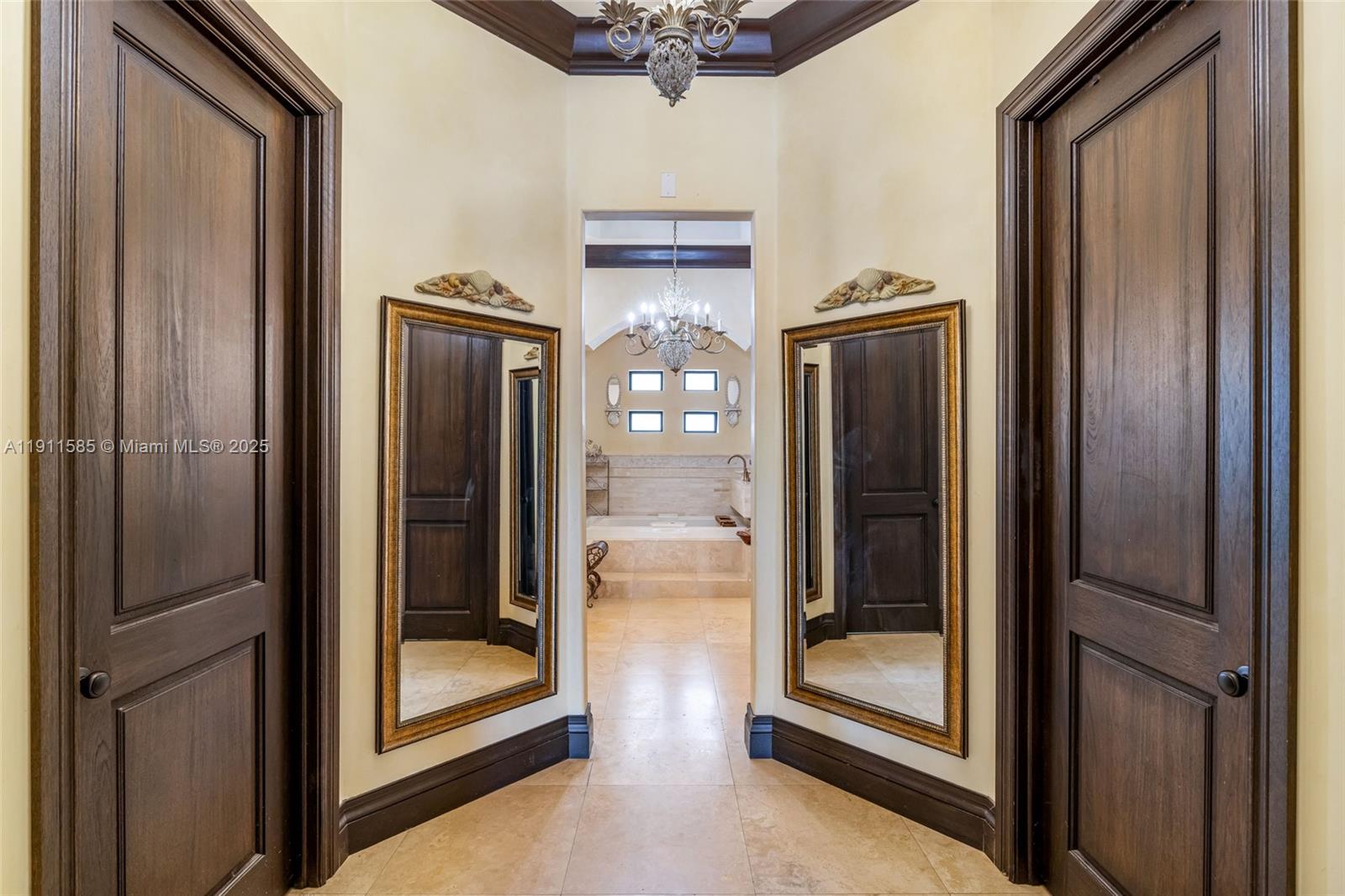 7030 SW 72nd Ct Miami, FL 33143