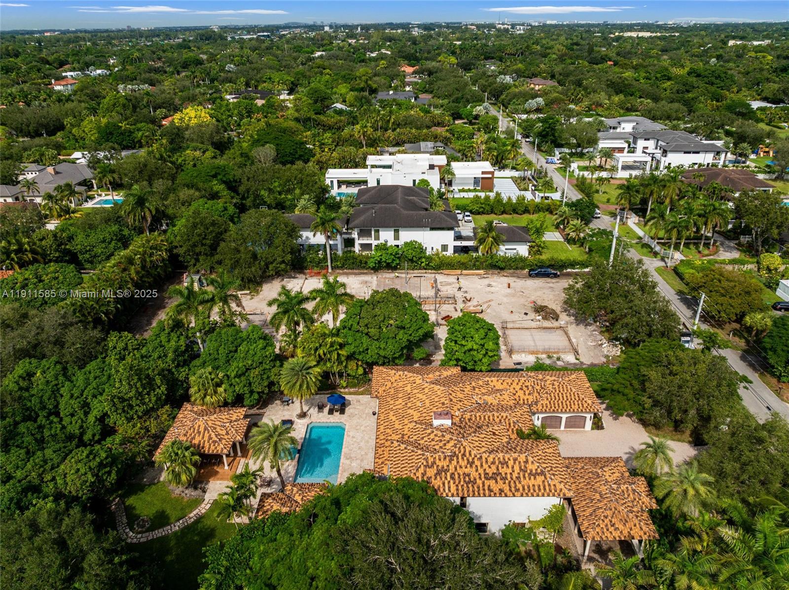 7030 SW 72nd Ct Miami, FL 33143