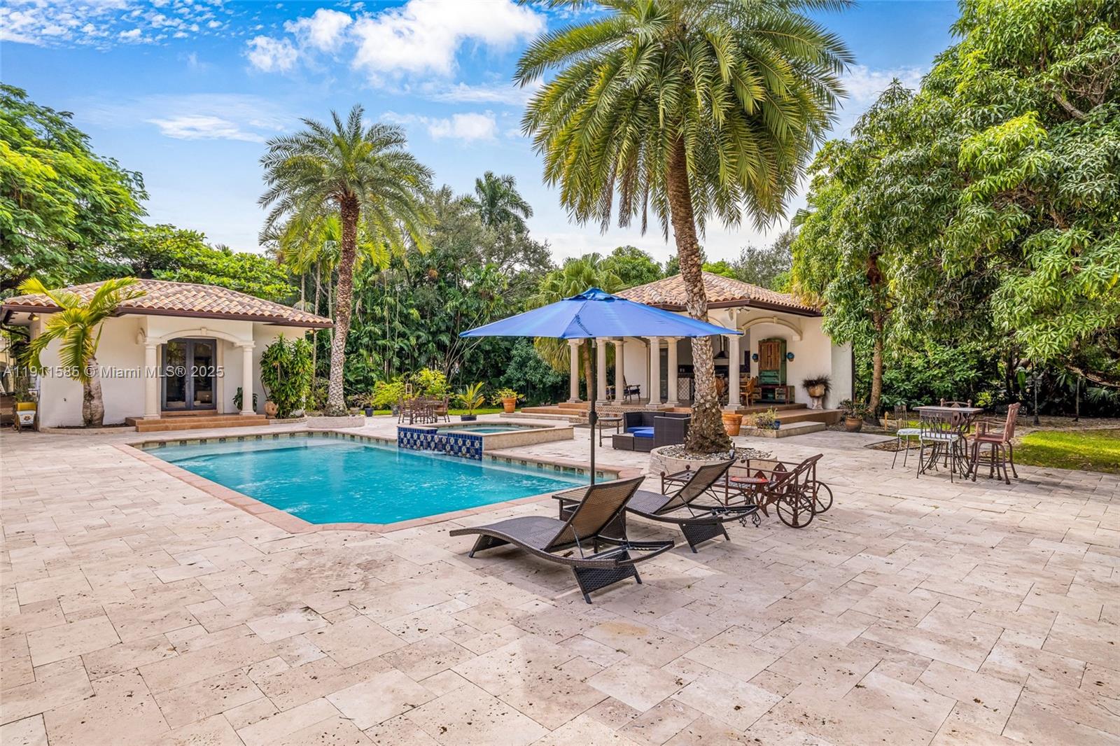 7030 SW 72nd Ct Miami, FL 33143