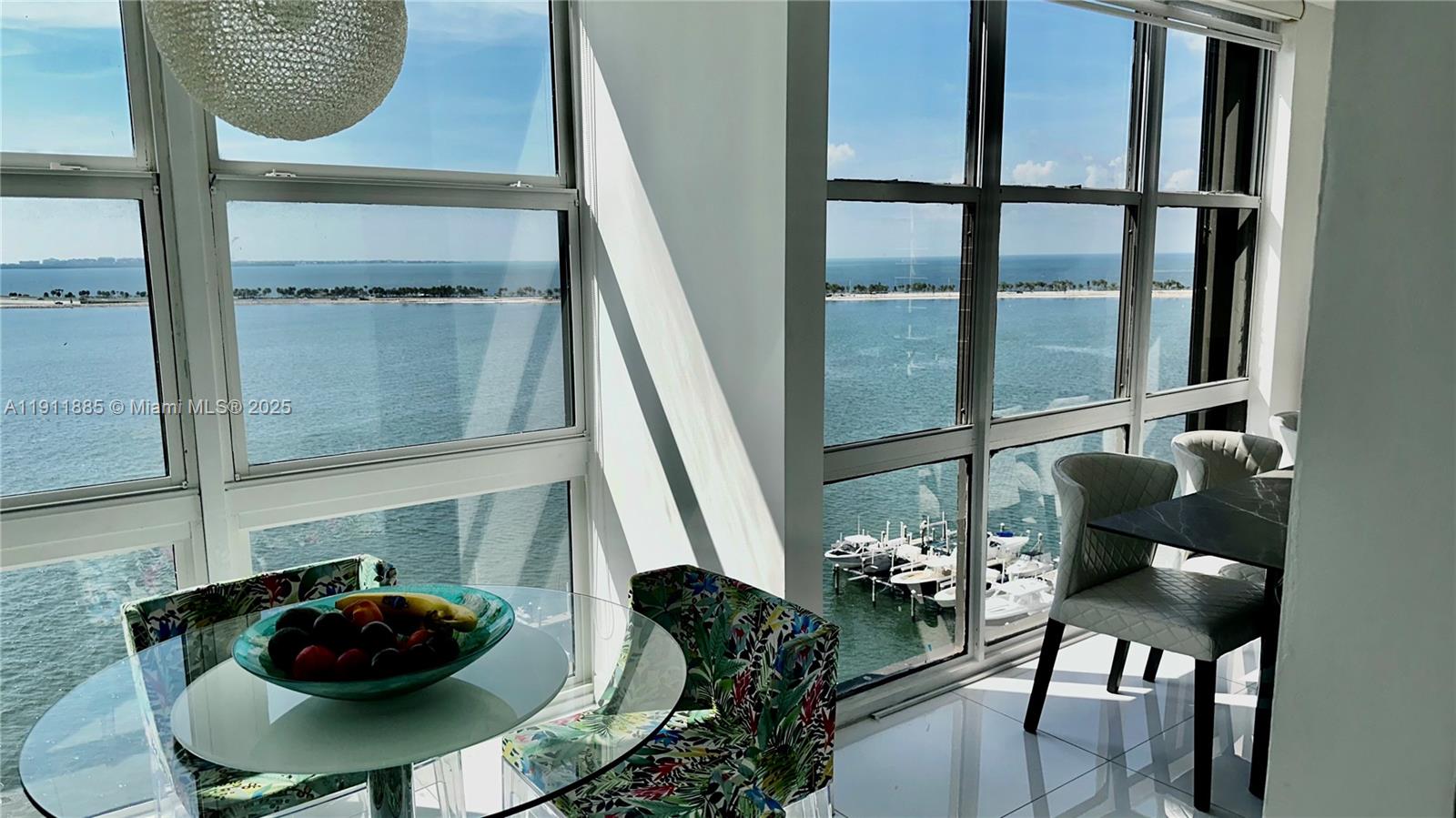 image Brickell Place Condo20