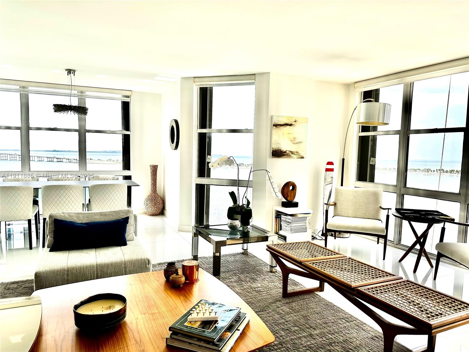 image Brickell Place Condo26