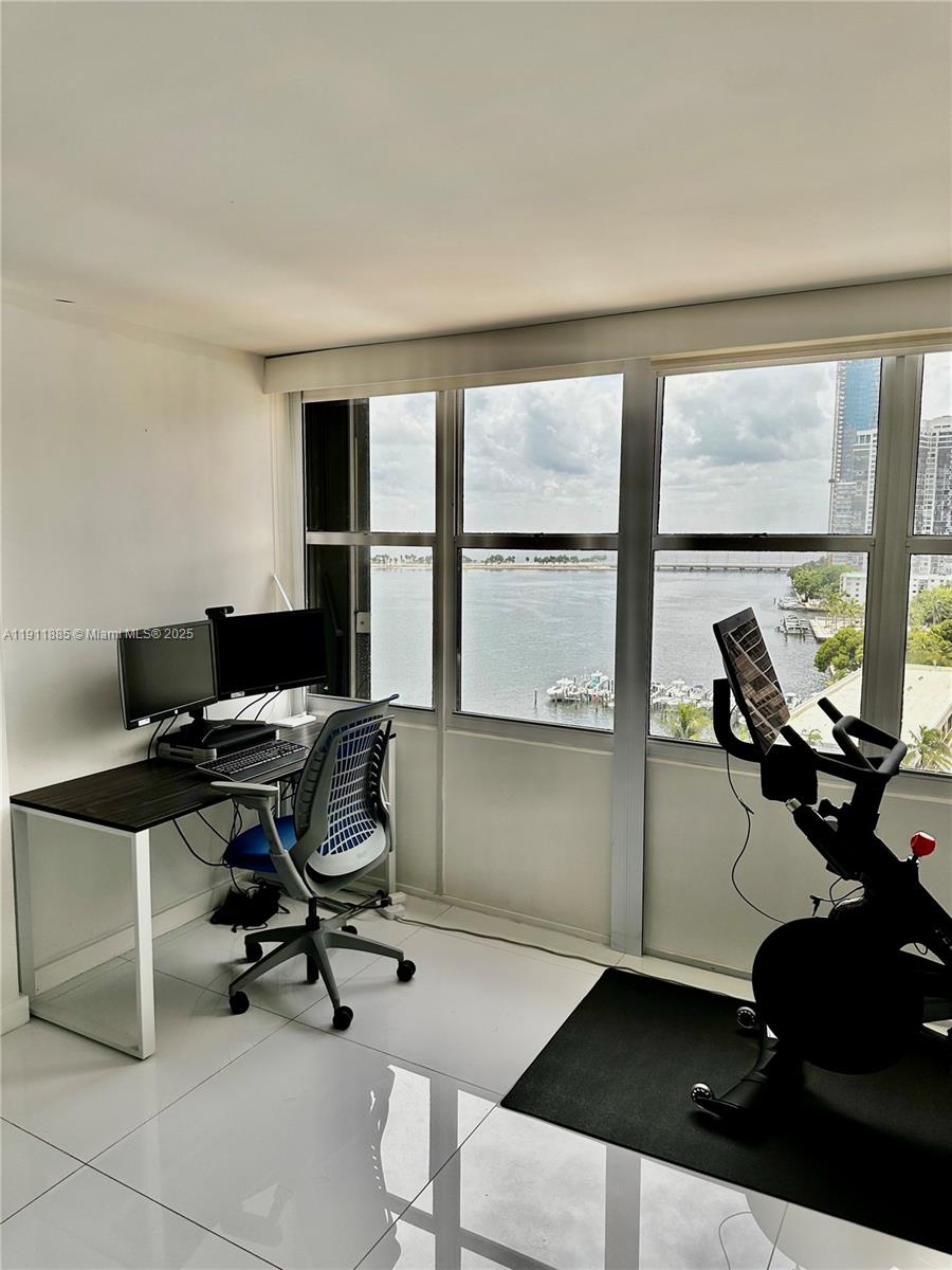 image Brickell Place Condo6