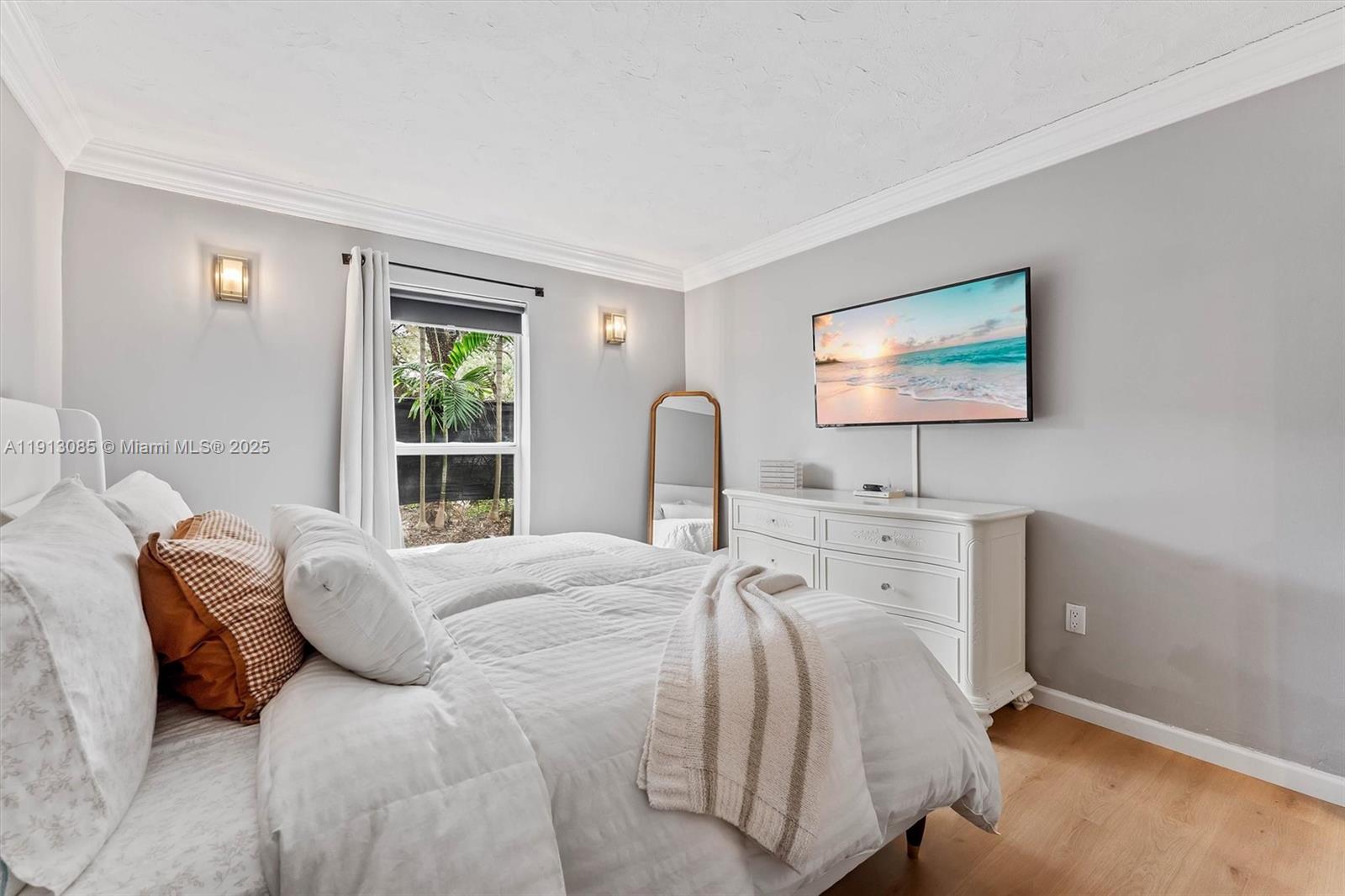 8617 SW 68th Ct #2 Pinecrest, FL 33156