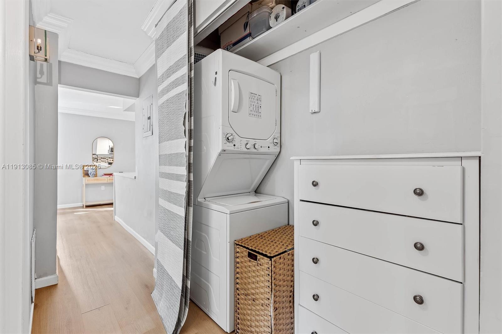 8617 SW 68th Ct #2 Pinecrest, FL 33156