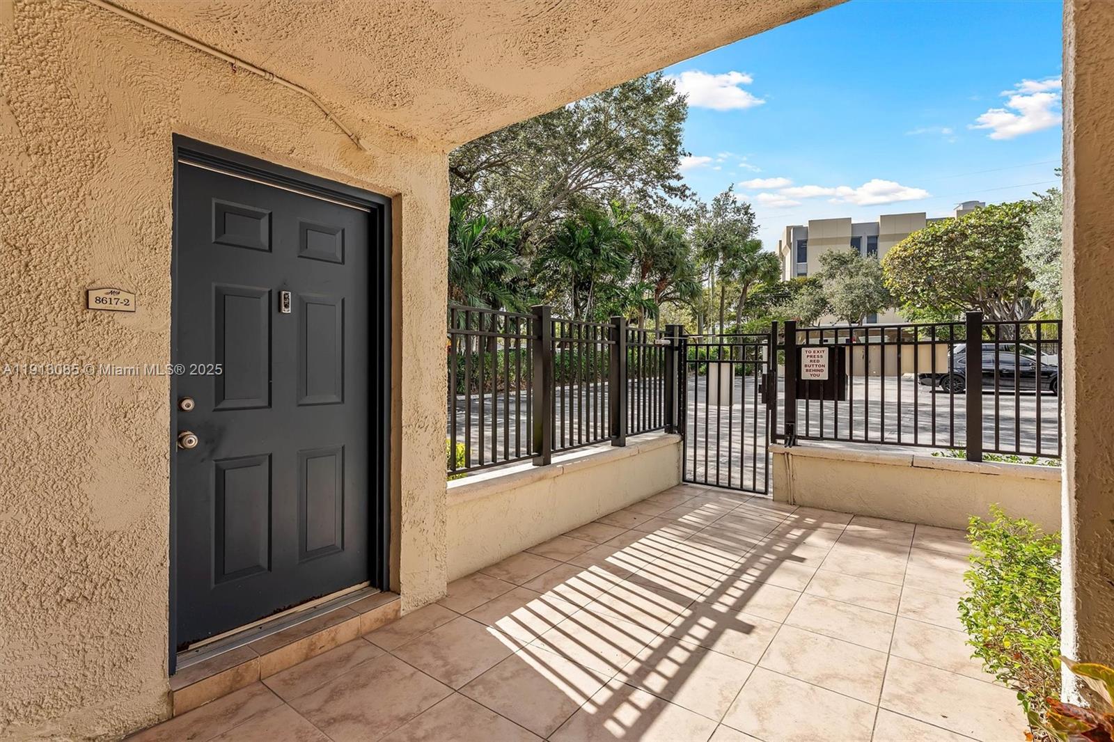 8617 SW 68th Ct #2 Pinecrest, FL 33156