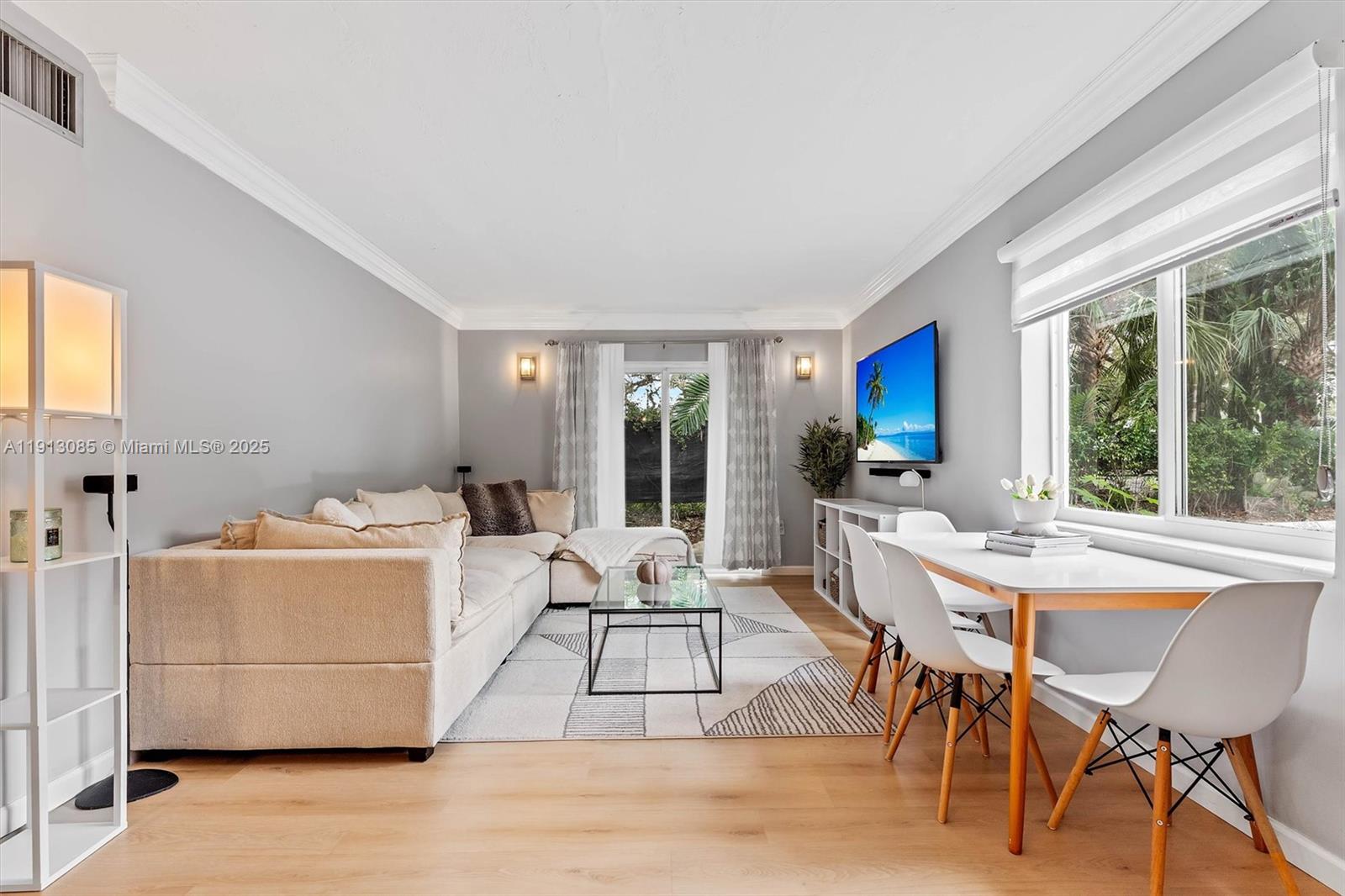 8617 SW 68th Ct #2 Pinecrest, FL 33156