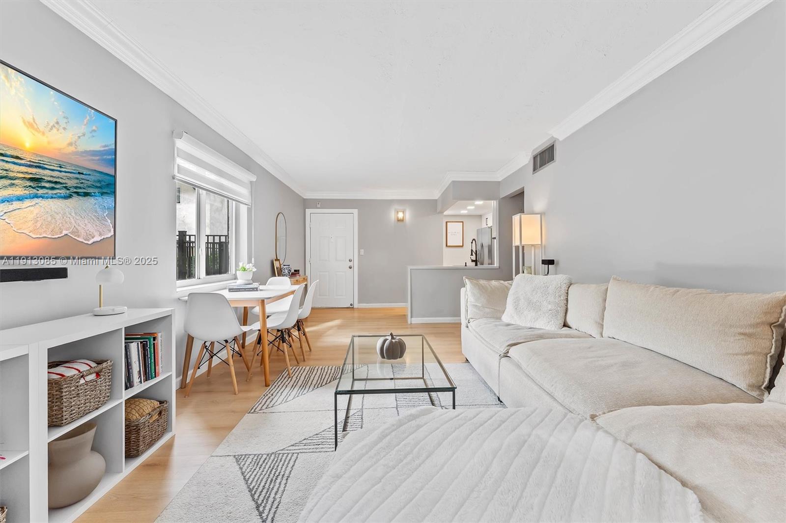 8617 SW 68th Ct #2 Pinecrest, FL 33156