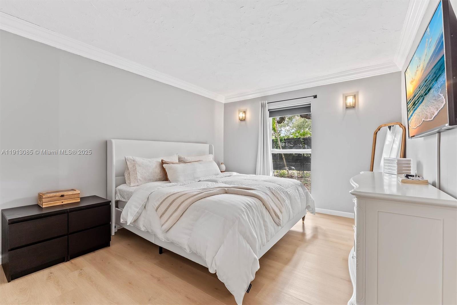 8617 SW 68th Ct #2 Pinecrest, FL 33156