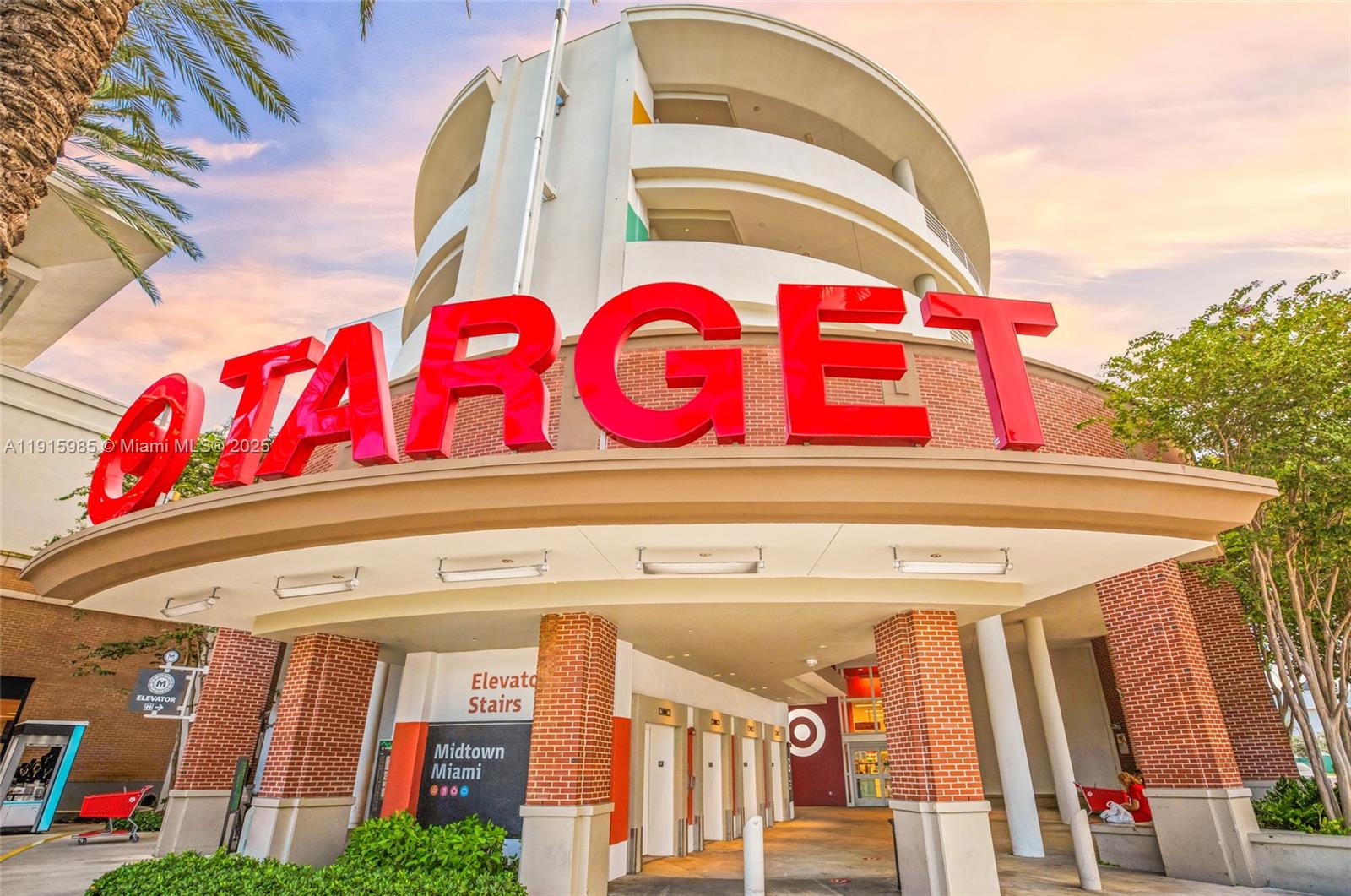 3250 NE 1st Ave #605 Miami, FL 33137