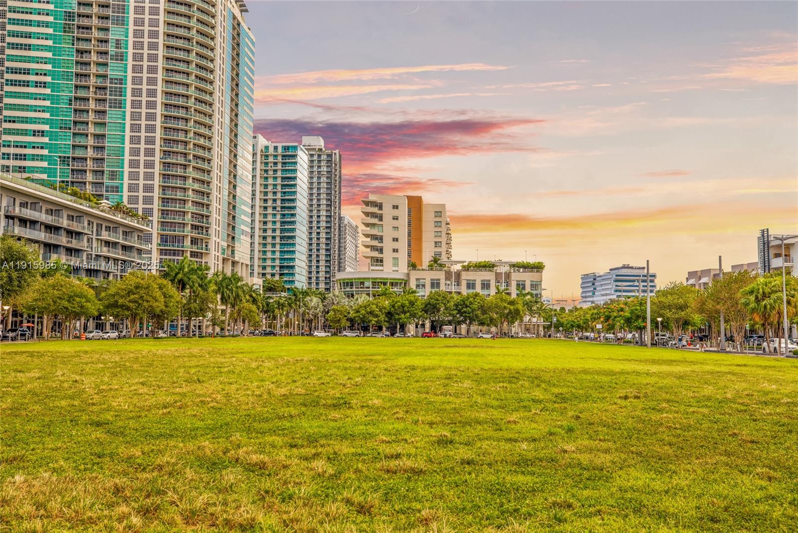 3250 NE 1st Ave #605 Miami, FL 33137