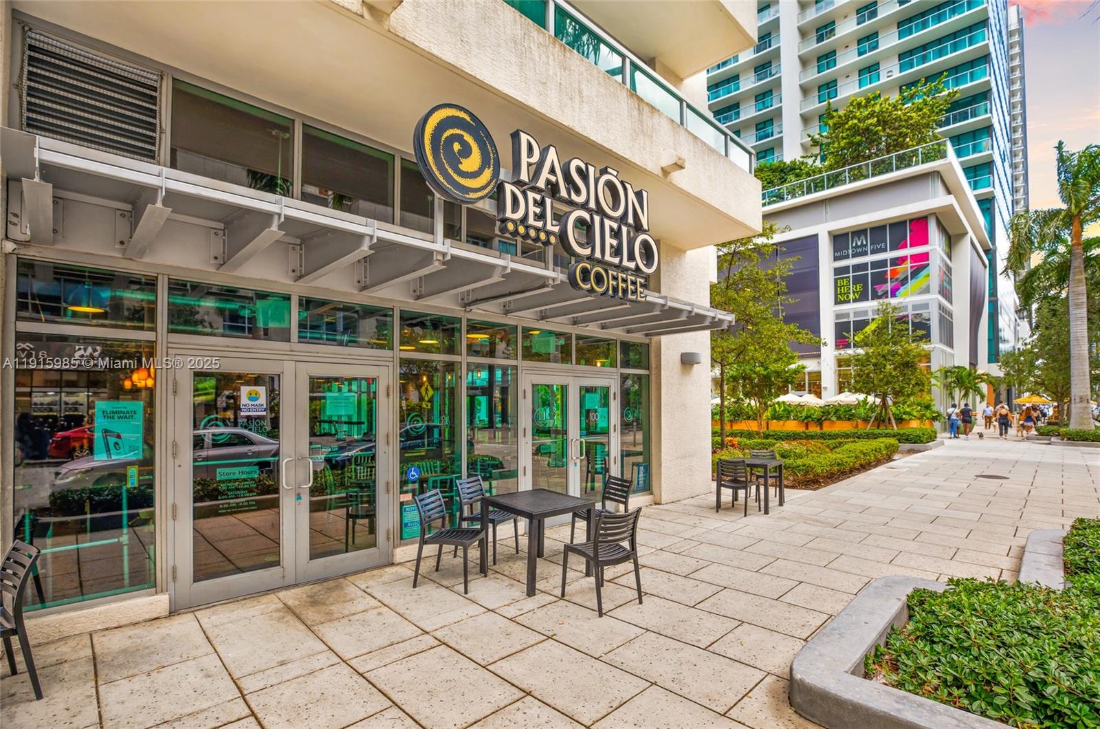 3250 NE 1st Ave #605 Miami, FL 33137