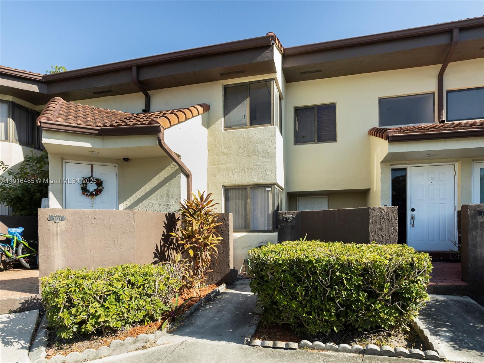 9761 SW 138th Ave #HC1R