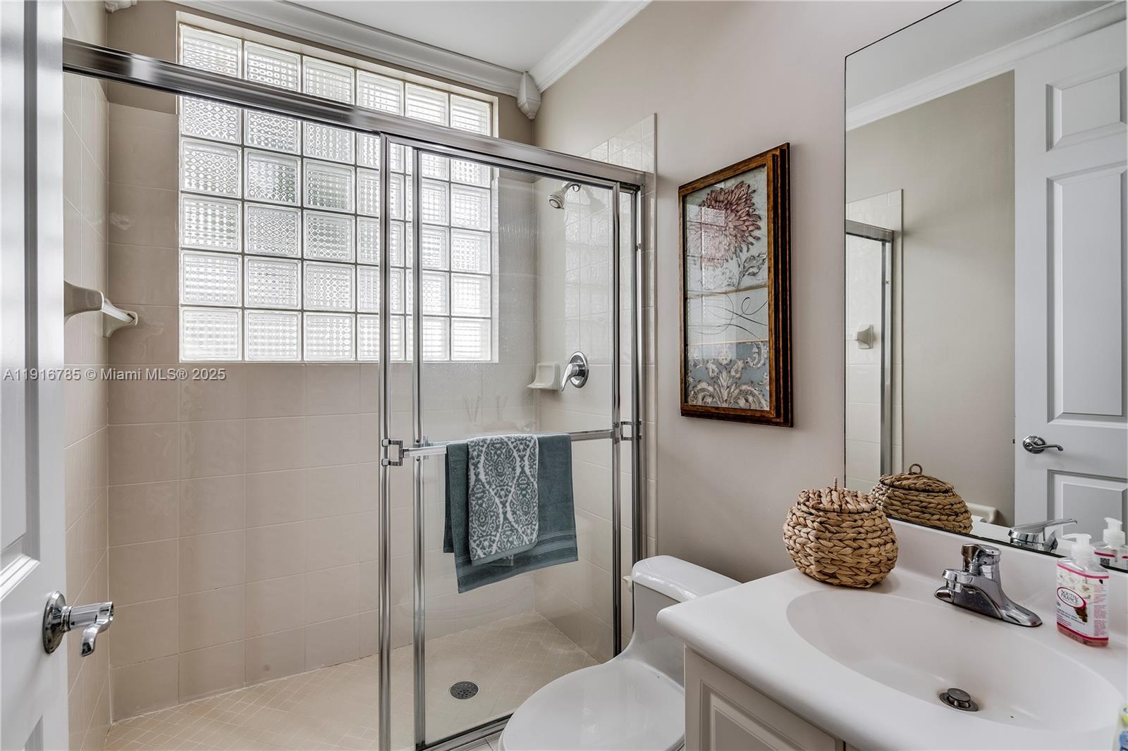 3206 NE 212th St Aventura, FL 33180