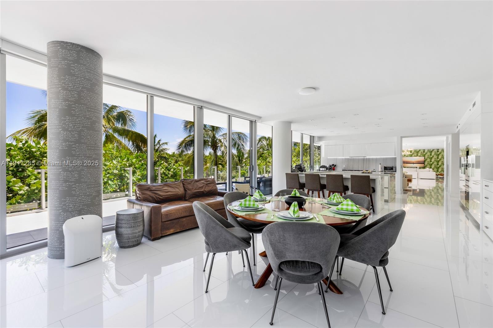 1 Collins Ave #207 Miami Beach, FL 33139