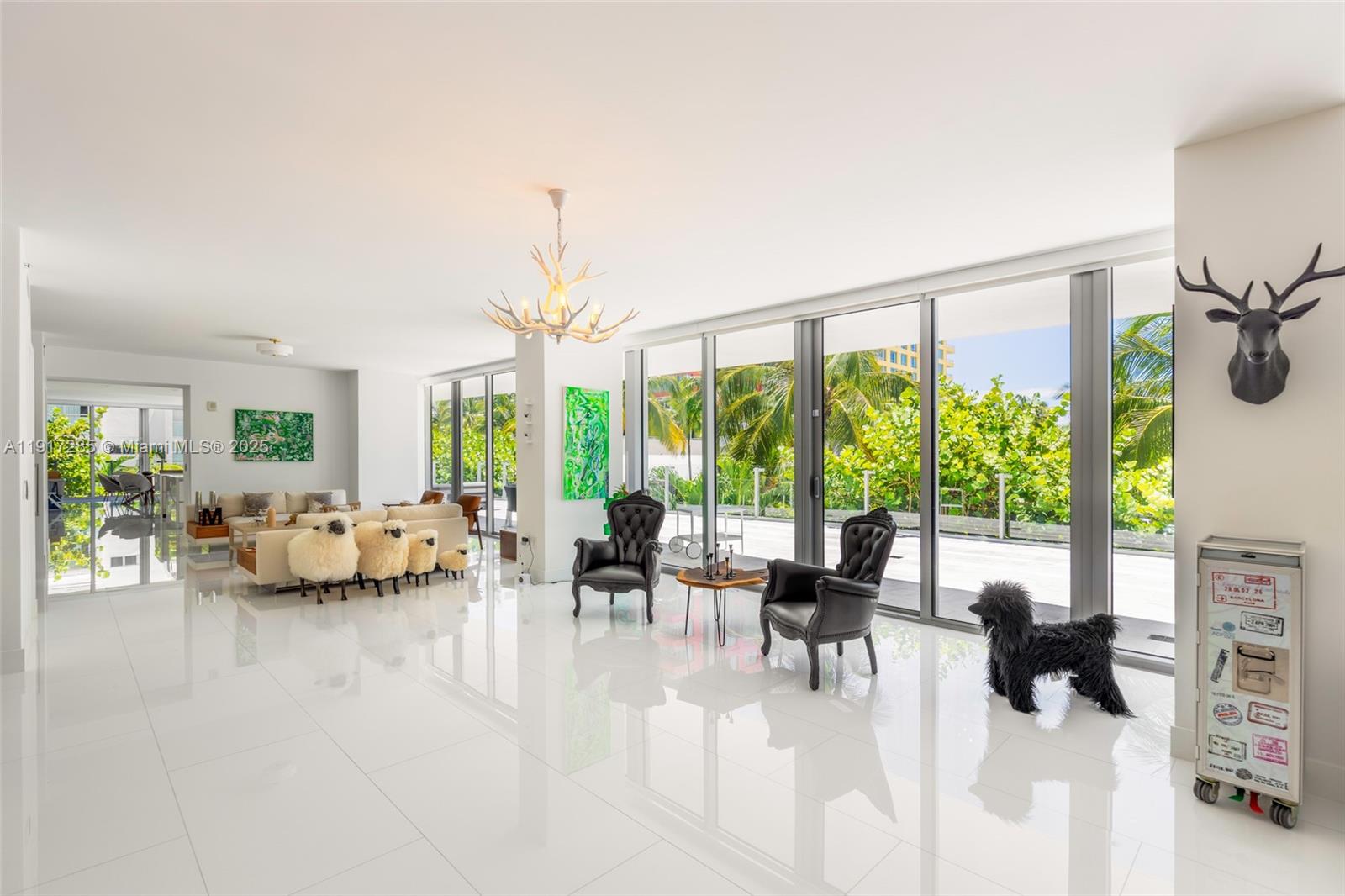 1 Collins Ave #207 Miami Beach, FL 33139