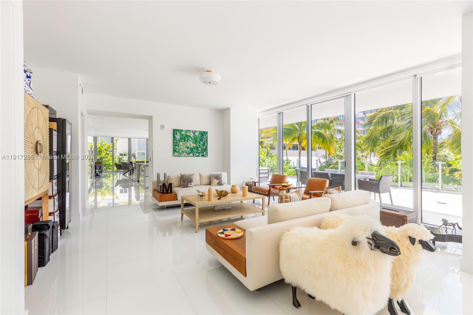 1 Collins Ave #207 Miami Beach, FL 33139