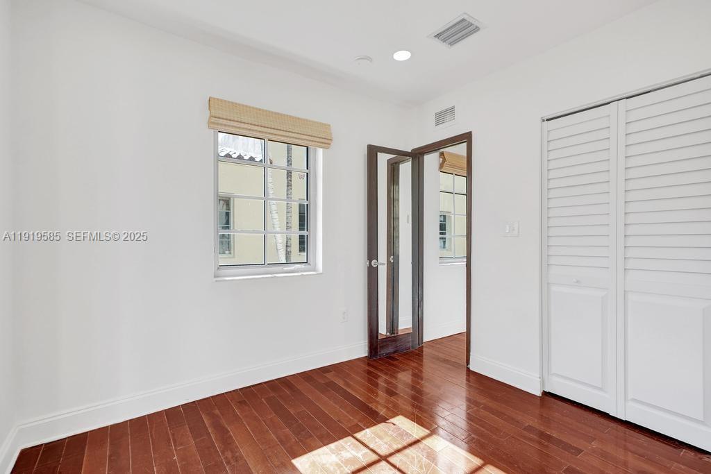 1512 Pennsylvania Ave #2C Miami Beach, FL 33139