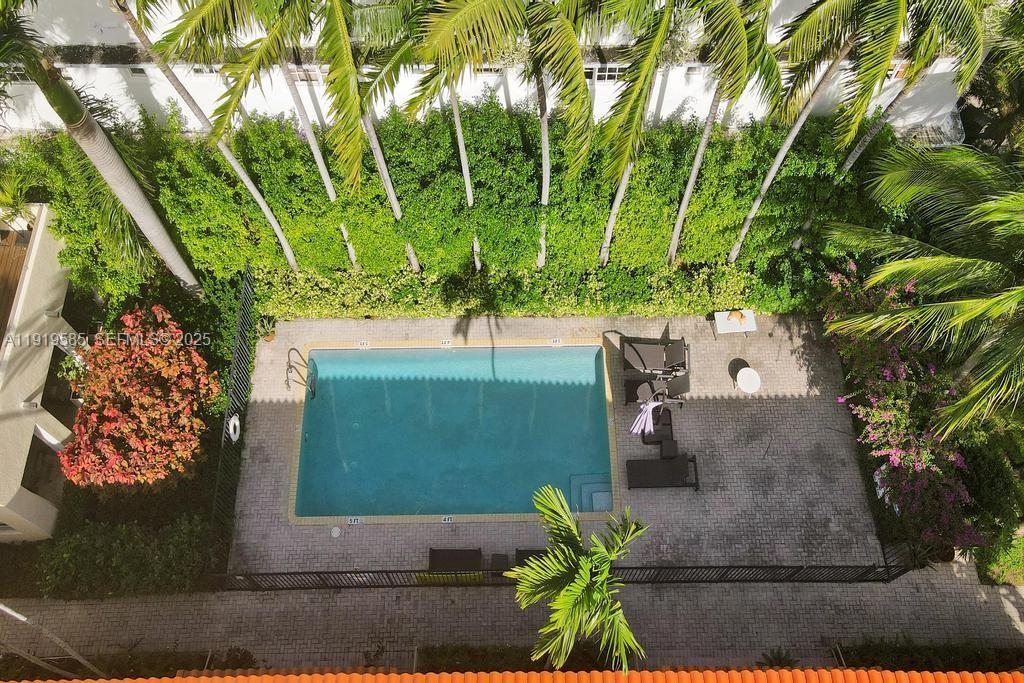 1512 Pennsylvania Ave #2C Miami Beach, FL 33139