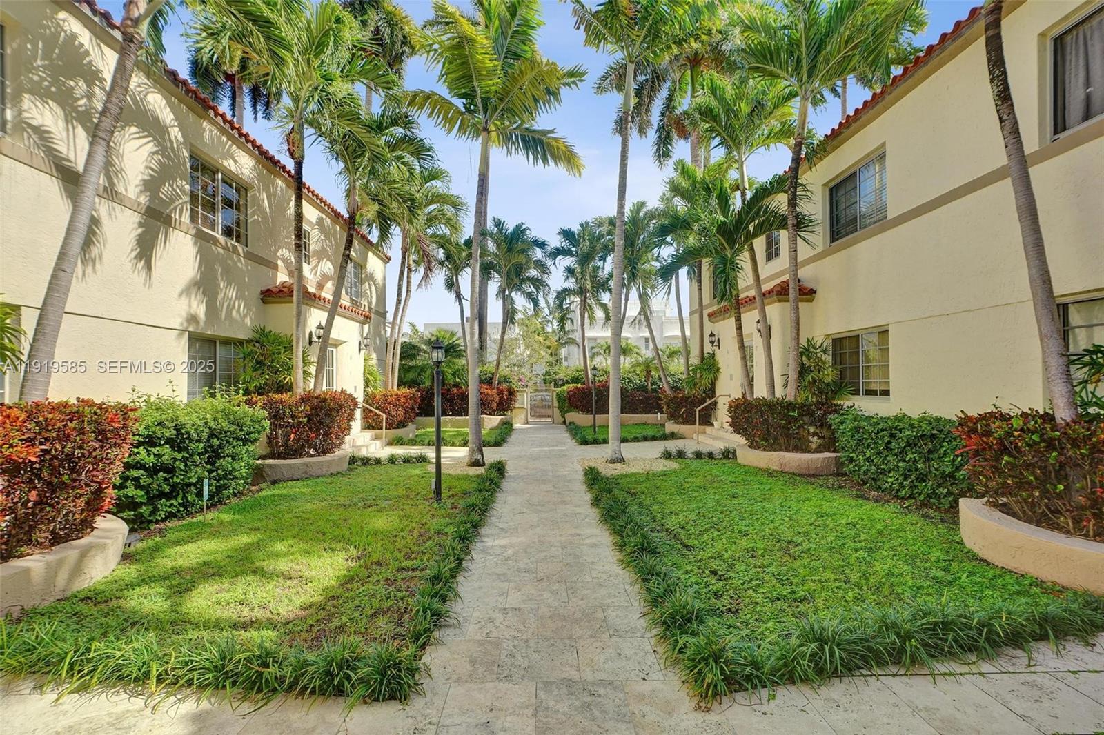 1512 Pennsylvania Ave #2C Miami Beach, FL 33139