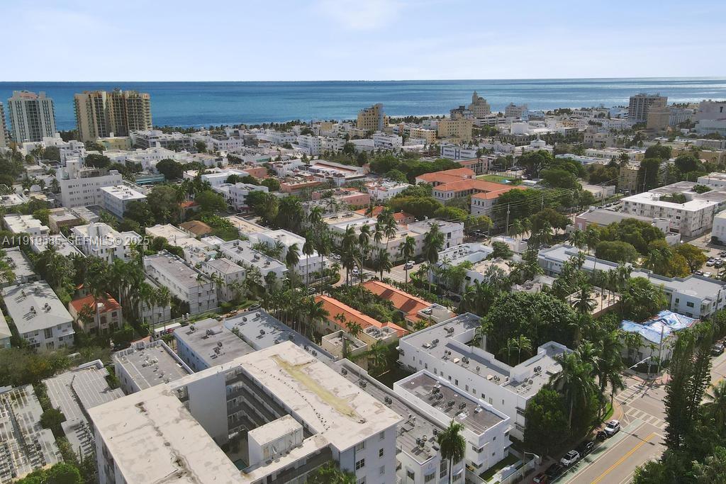 1512 Pennsylvania Ave #2C Miami Beach, FL 33139