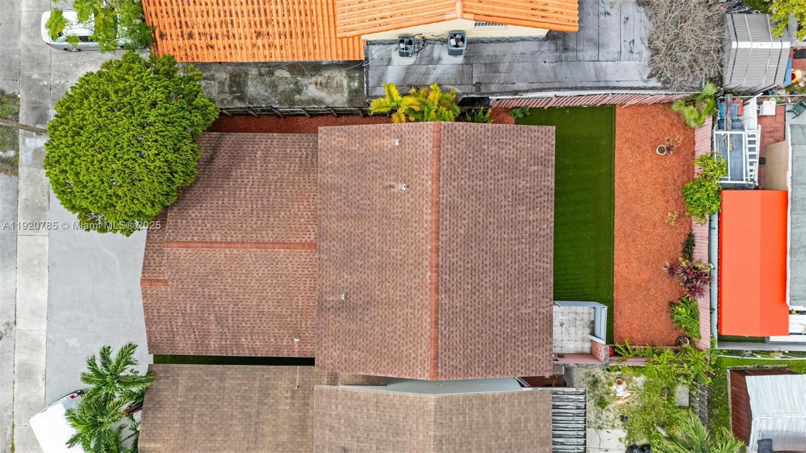 1281 W 42nd St Hialeah, FL 33012