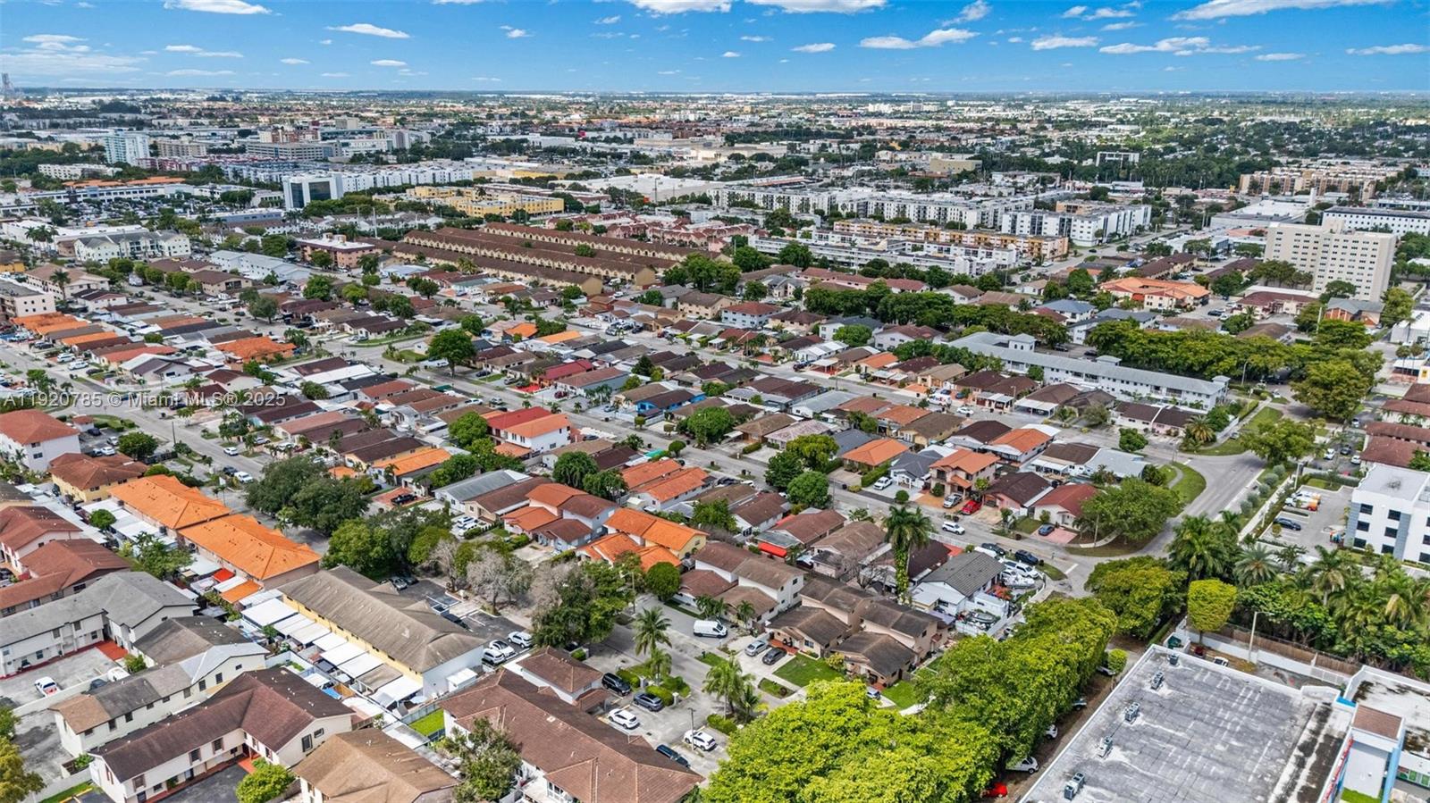 1281 W 42nd St Hialeah, FL 33012