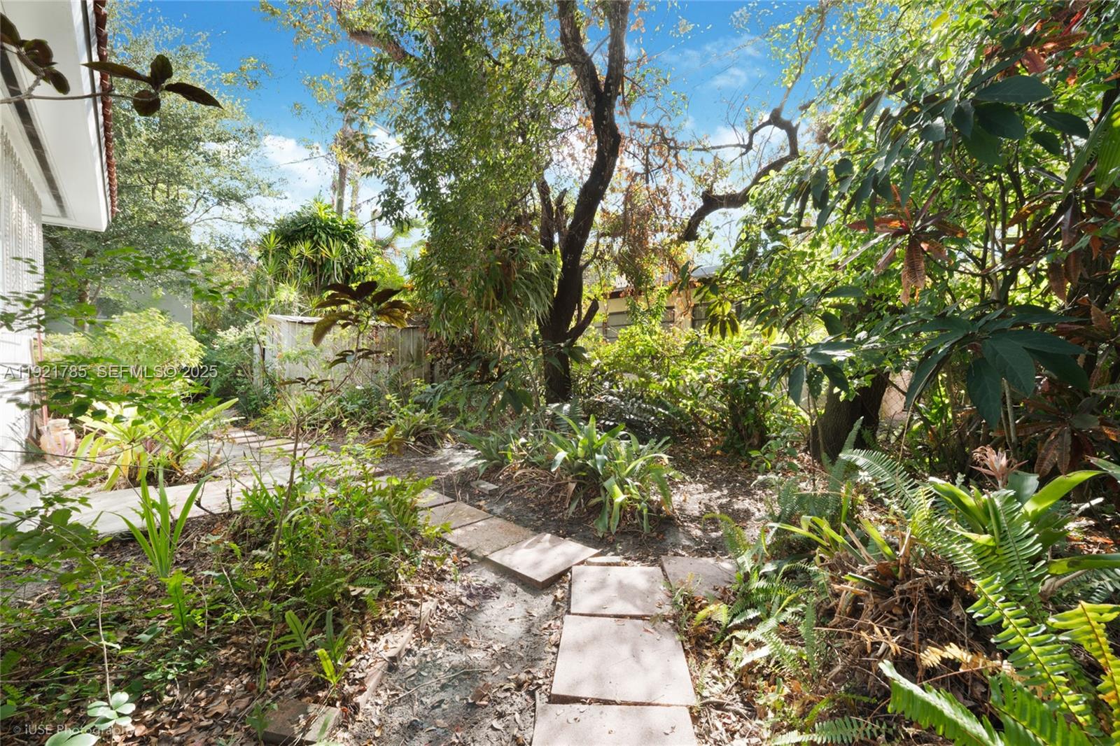 536 Minorca Ave Coral Gables, FL 33134