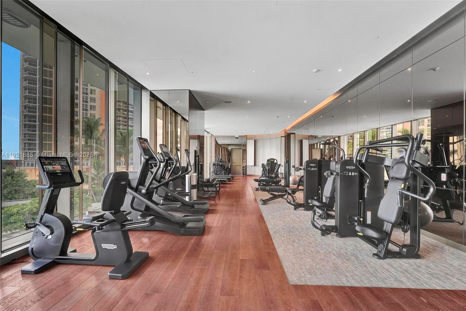 18975 Collins Ave #5205 Sunny Isles Beach, FL 33160