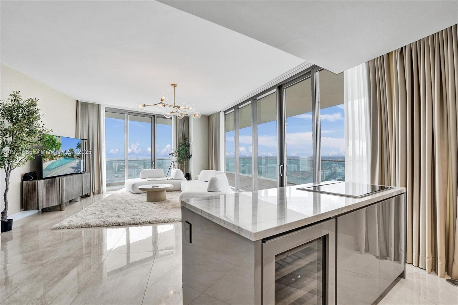 18975 Collins Ave #5205 Sunny Isles Beach, FL 33160