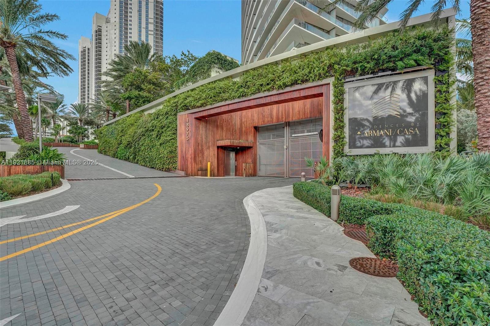 18975 Collins Ave #5205 Sunny Isles Beach, FL 33160