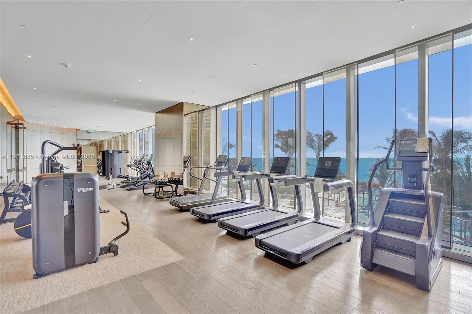 18975 Collins Ave #5205 Sunny Isles Beach, FL 33160