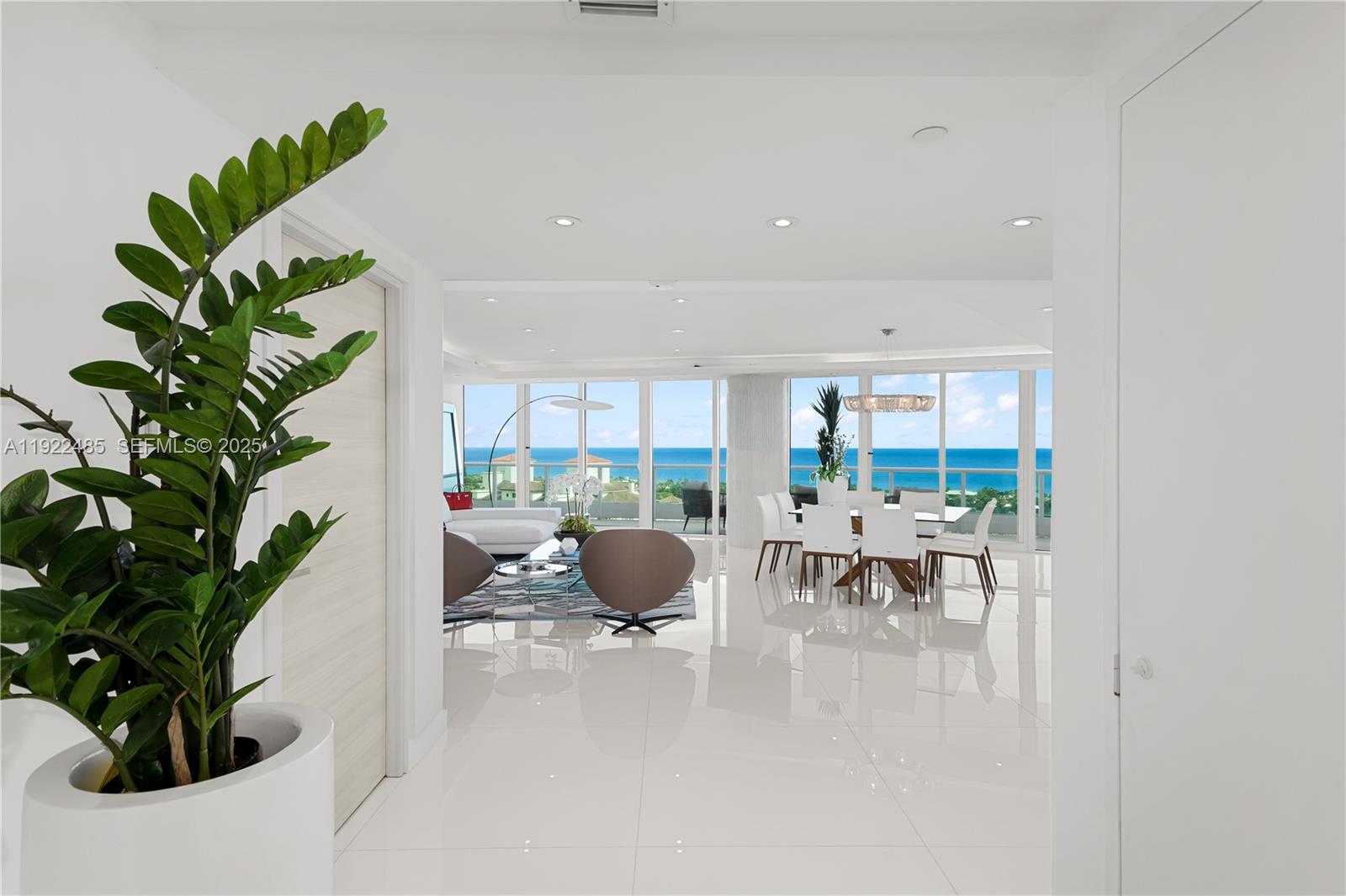 19955 NE 38th Ct #2205 Aventura, FL 33180