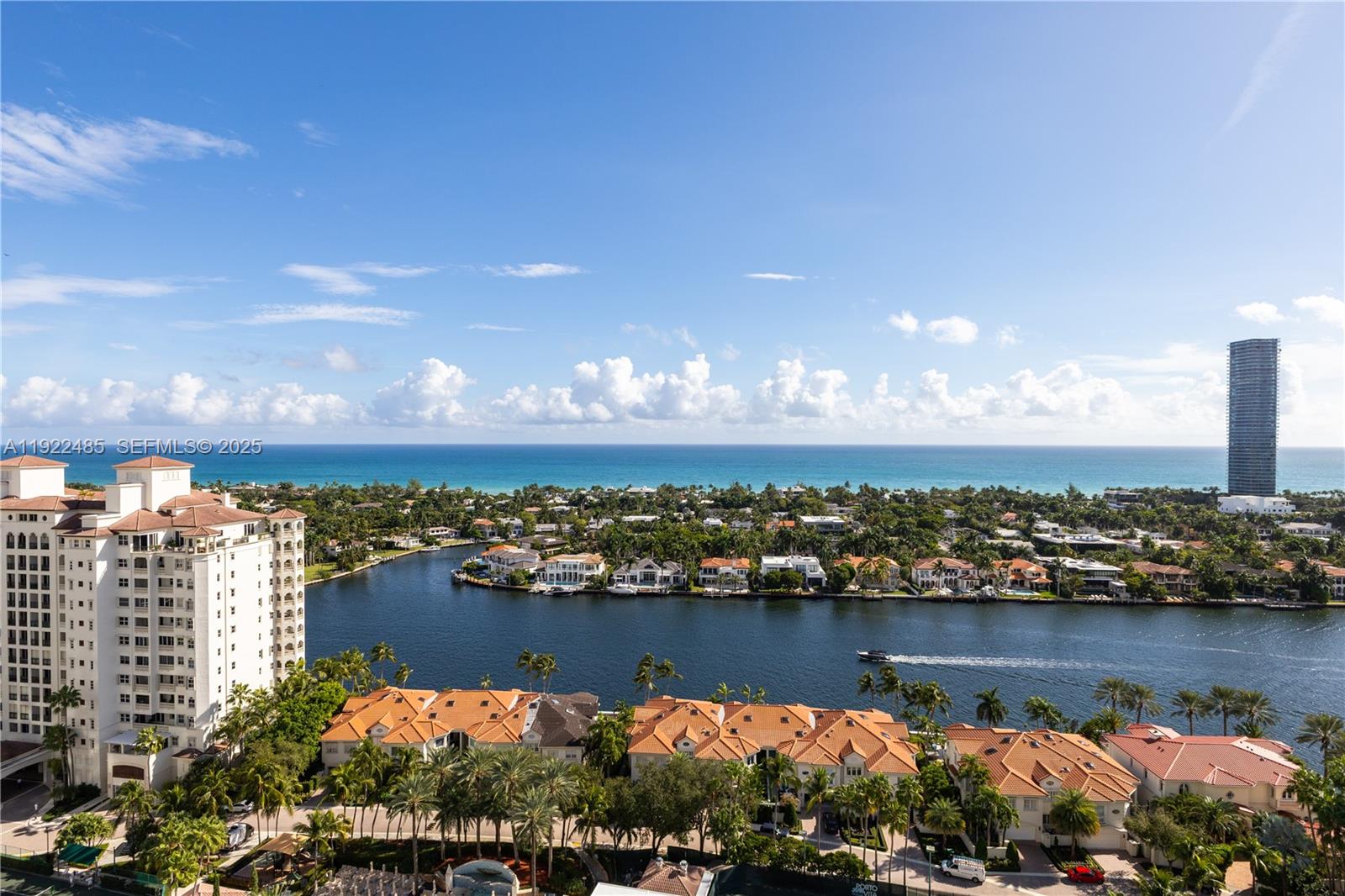 19955 NE 38th Ct #2205 Aventura, FL 33180