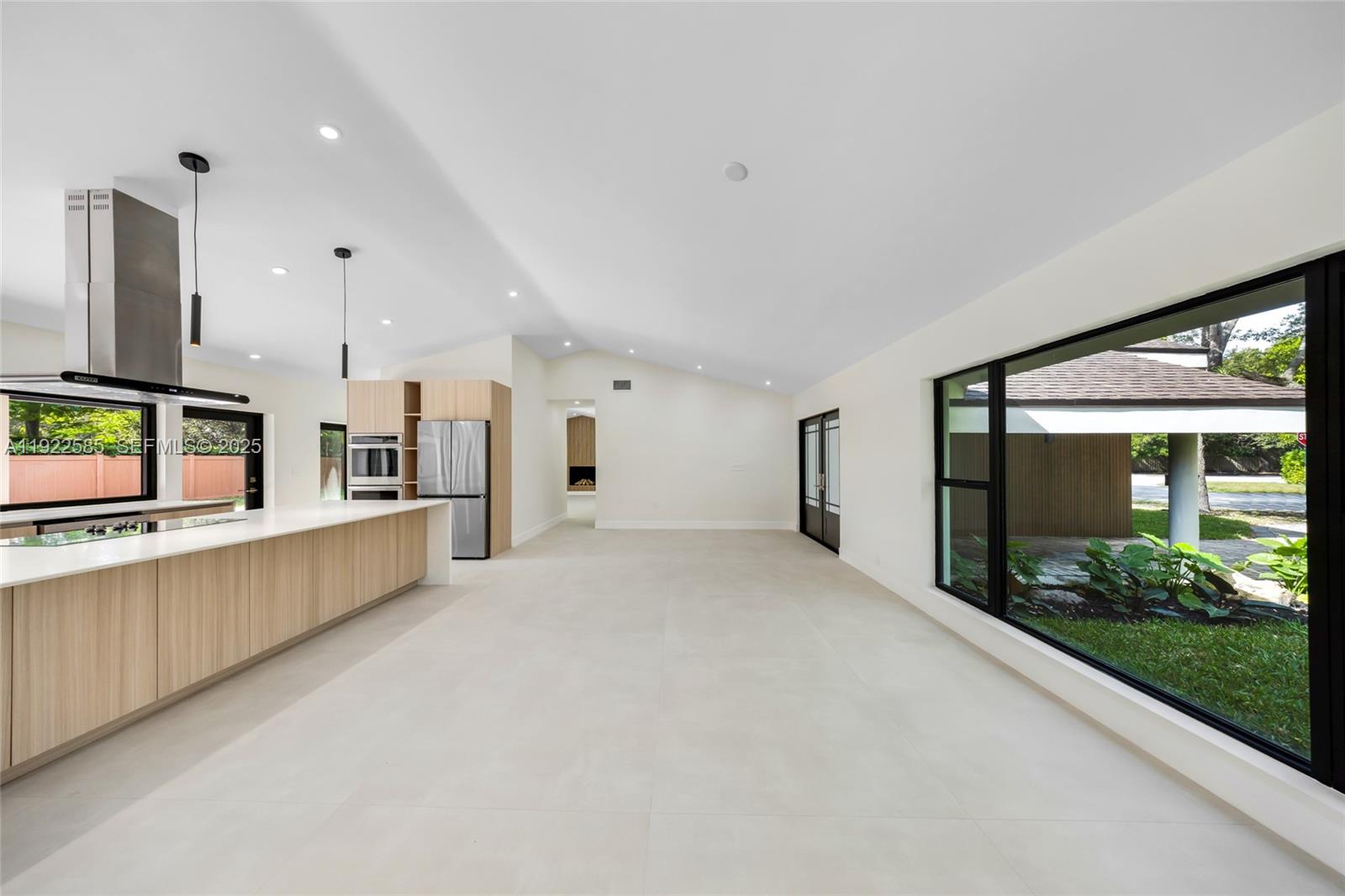 8120 SW 162nd St Palmetto Bay, FL 33157